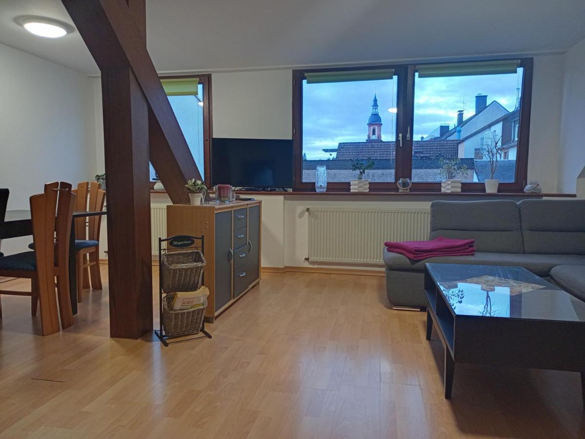 Zentrale Ferienwohnung mit Blick auf die Paulinskirche Trier Exterior foto